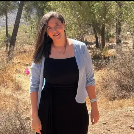 שירה, 33ירושלים 