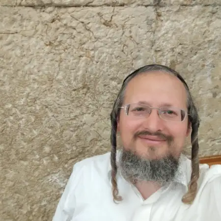 חגי, 44אריאל 