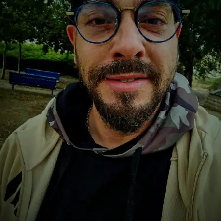עמירם, 40חדרה 