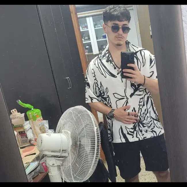 דוד, 19, חולון - DatimDate